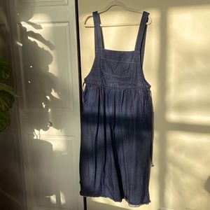 Olive clothing (UK brand) dungaree apron denim dress (One Size)